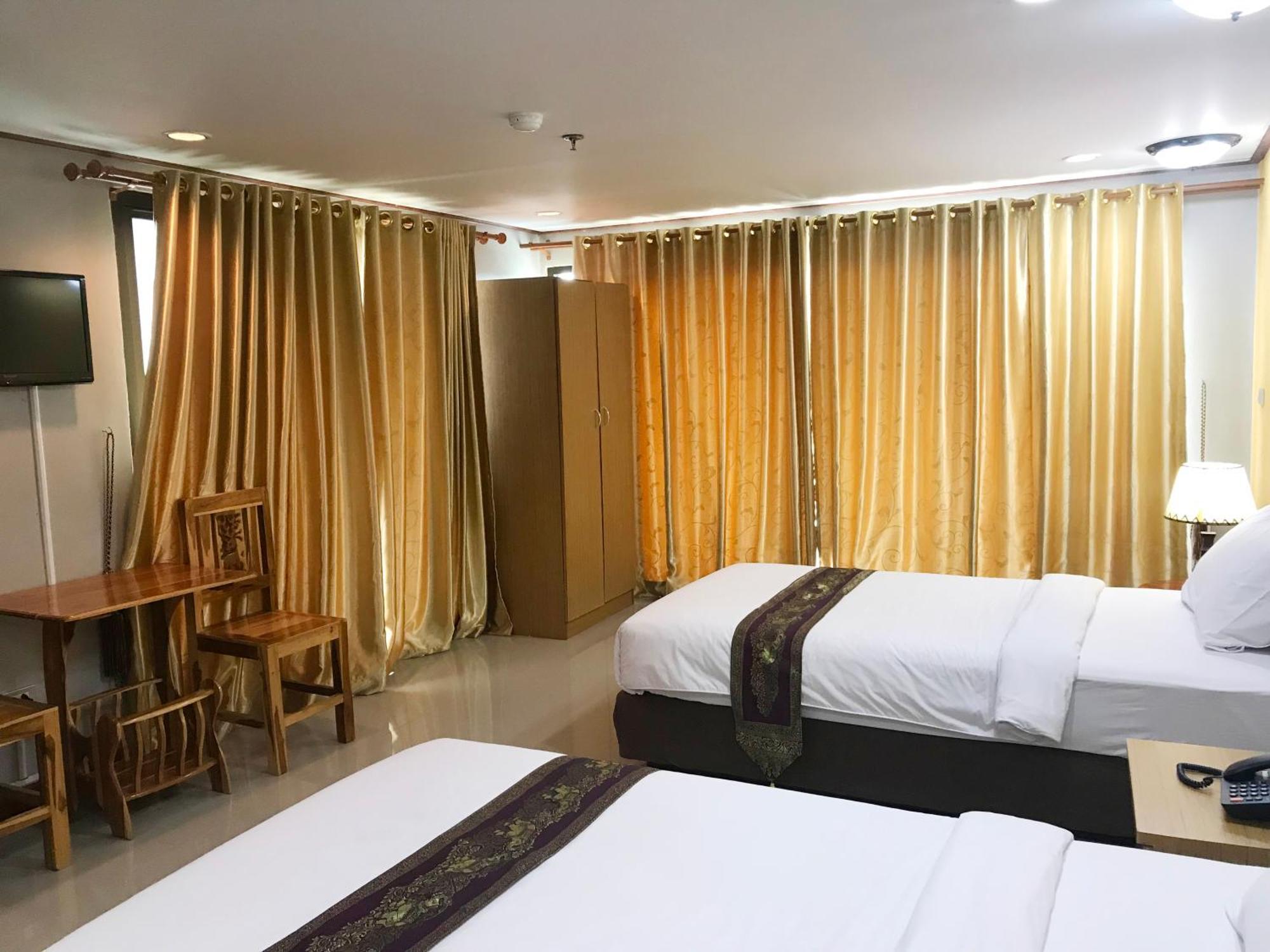 Toh Buk Seng Ayutthaya Hotel מראה חיצוני תמונה